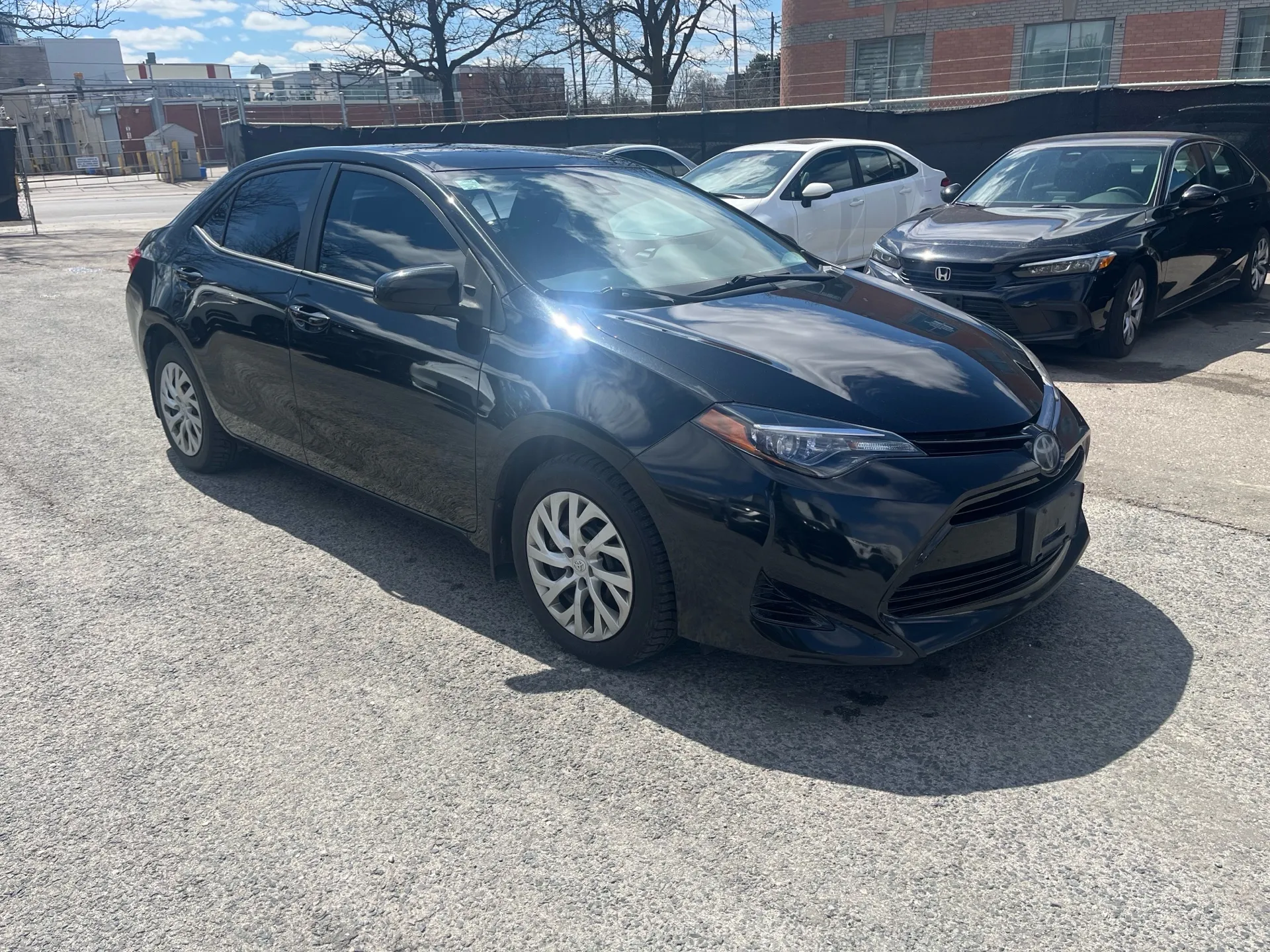 2017 Toyota Corolla 4dr Sdn 2 2017 toyota corolla7