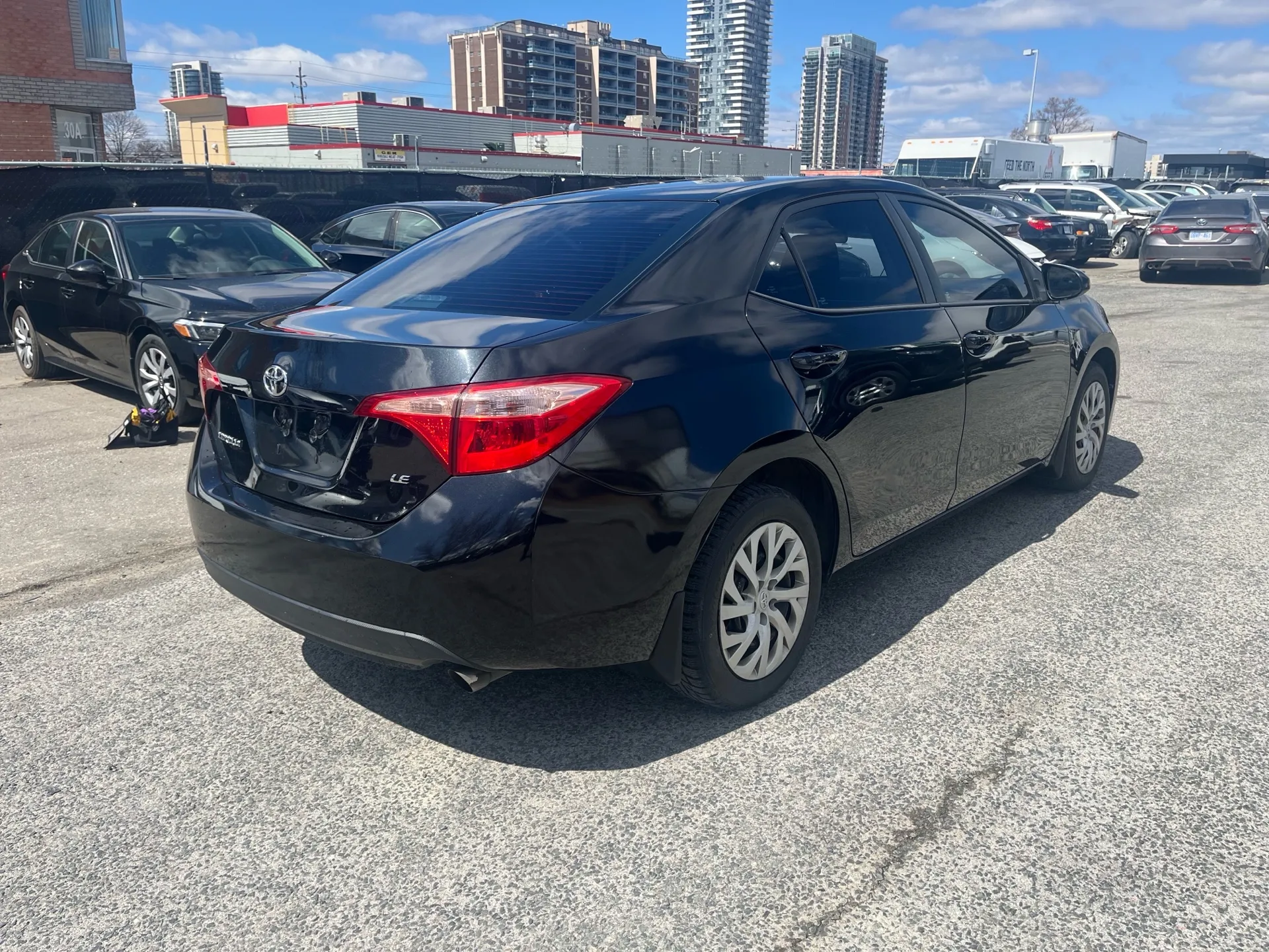 2017 Toyota Corolla 4dr Sdn 4 2017 toyota corolla9