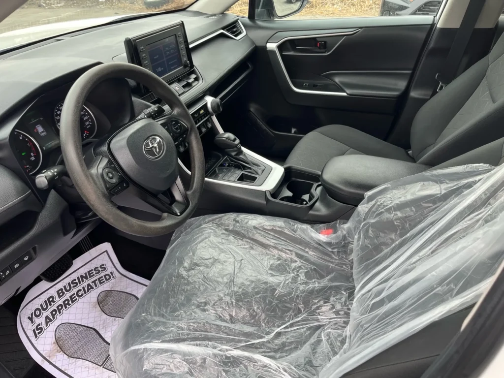 2021 Toyota RAV4 LE AWD 9 2021 Rav4 LE2