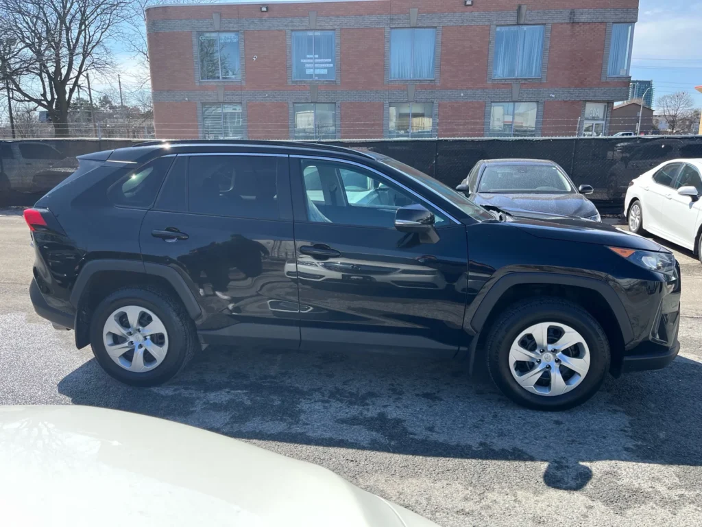 2021-Toyota-RAV4-7405223489259156