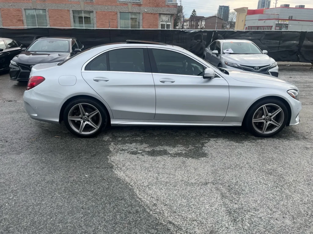 2018 Mercedes-Benz C 300 4MATIC Sedan 2 mercedezbenz8